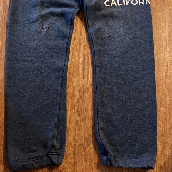 Hollister distressed sweatpants - Picture 2 of 7